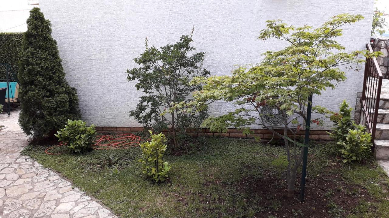 Apartments Svjeta Jadranovo Zewnętrze zdjęcie